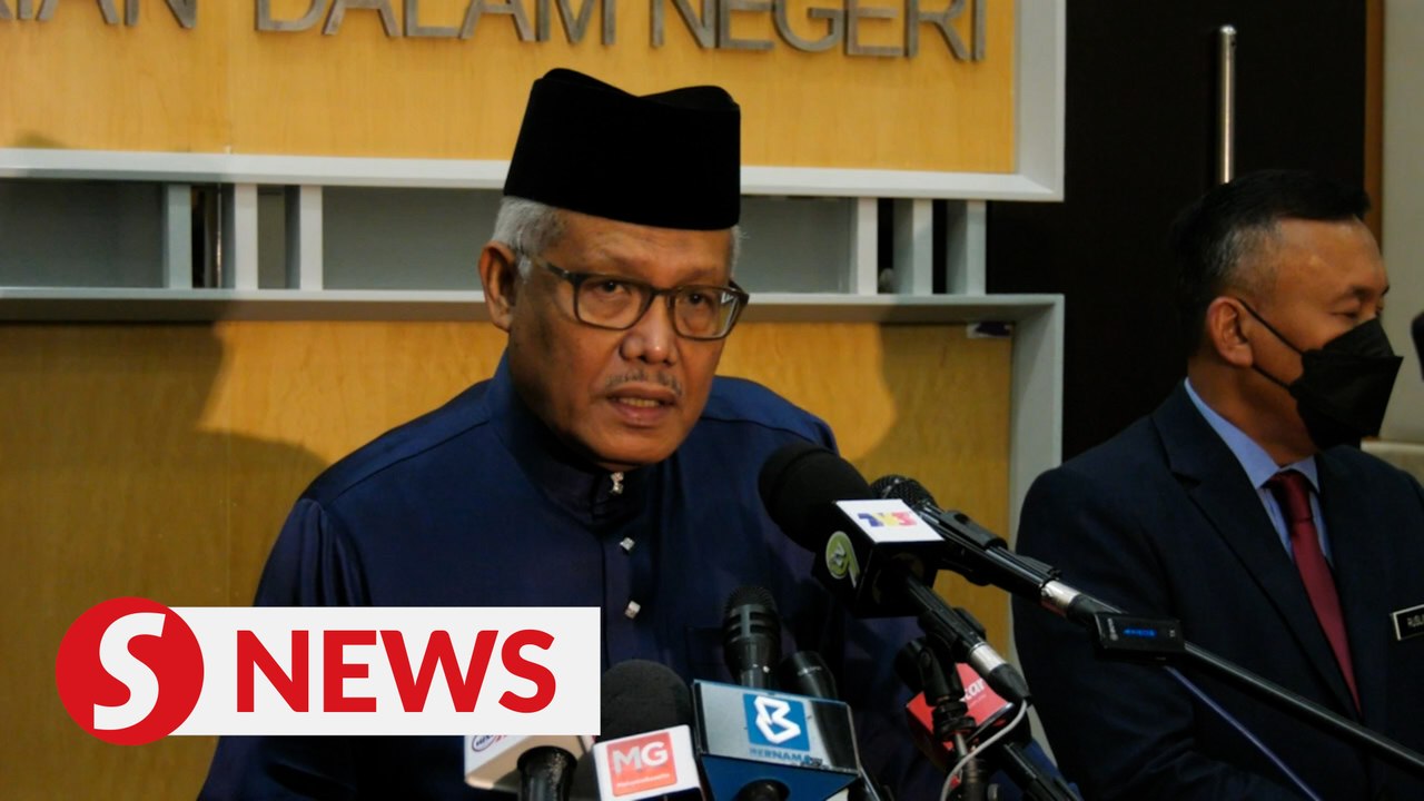 Malaysian authorities, not UNHCR, have sole authority to issue refugee cards