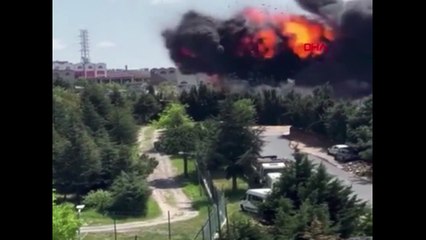Tuzla'da fabrika yangını! Üst üste patlamalar oluyor