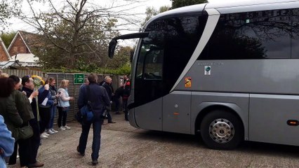 Two buses of Ukranian refugees have arrived in Hartley