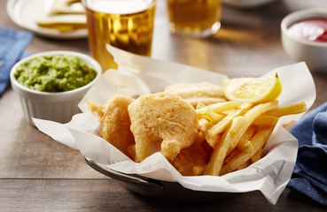 Guerra na Ucrânia ameaça lanchonetes de 'fish and chips'