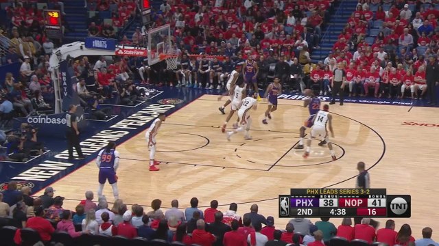 'Perfect' Chris Paul finishes off Pelicans in game six