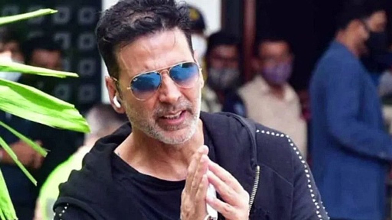 Top News | Bollywood | Akshay Kumar ने माफ़ी मांग कर बढ़ा दी Shahrukh और Ajay Devgn की मुश्किलें |