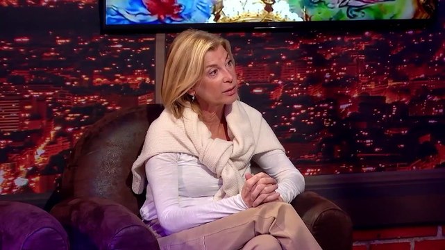 Michèle Laroque invitée de Bruno Guillon dans Le Bon Dimanche Show