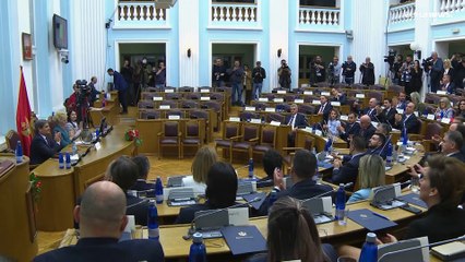 Los legisladores de Montenegro eligen un Gobierno prooccidental a favor de la UE