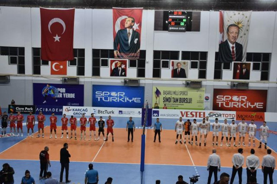 Voleybol: AXA Sigorta Efeler Ligi play-off 5-6'ncılık etabı - Allpower Akü Cizre Belediyespor: 2 - Galatasaray HDI Sigorta: 3