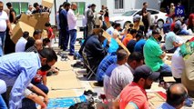 الأردنيون يؤدون صلاة الجمعة الأخيرة من رمضان