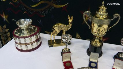 حكم بالسجن عامين ونصف العام على نجم التنس الألماني السابق بوريس بيكر