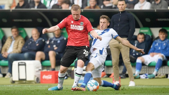 Hannover 96 v Karlsruher SC