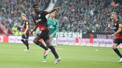 Werder Bremen v Holstein Kiel