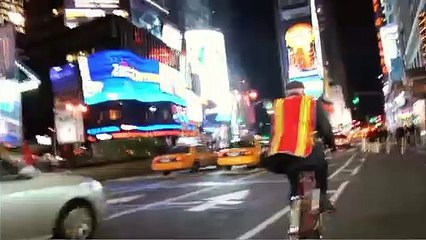 Bill Cunningham New York - Offical Trailer