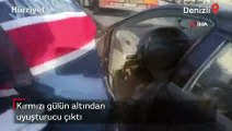 Kırmızı gülün altından uyuşturucu çıktı