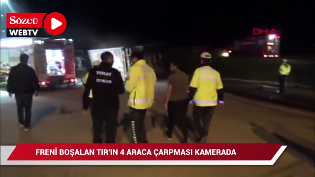 Freni boşalan TIR'ın 4 araca çarpması kamerada