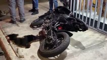 Dos personas lesionadas tras choque entre una motocicleta y un automóvil, en Santa Cecilia