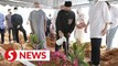 Tengku Ahmad Rithauddeen laid to rest at Bukit Kiara Muslim Cemetery