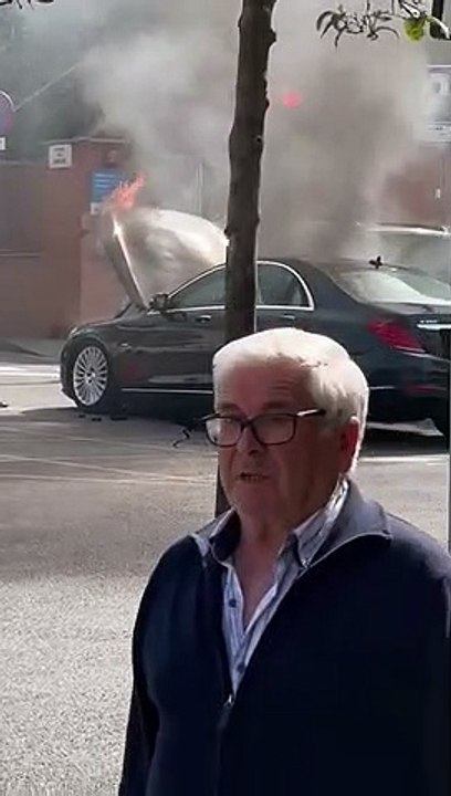 Queman el coche de Bou