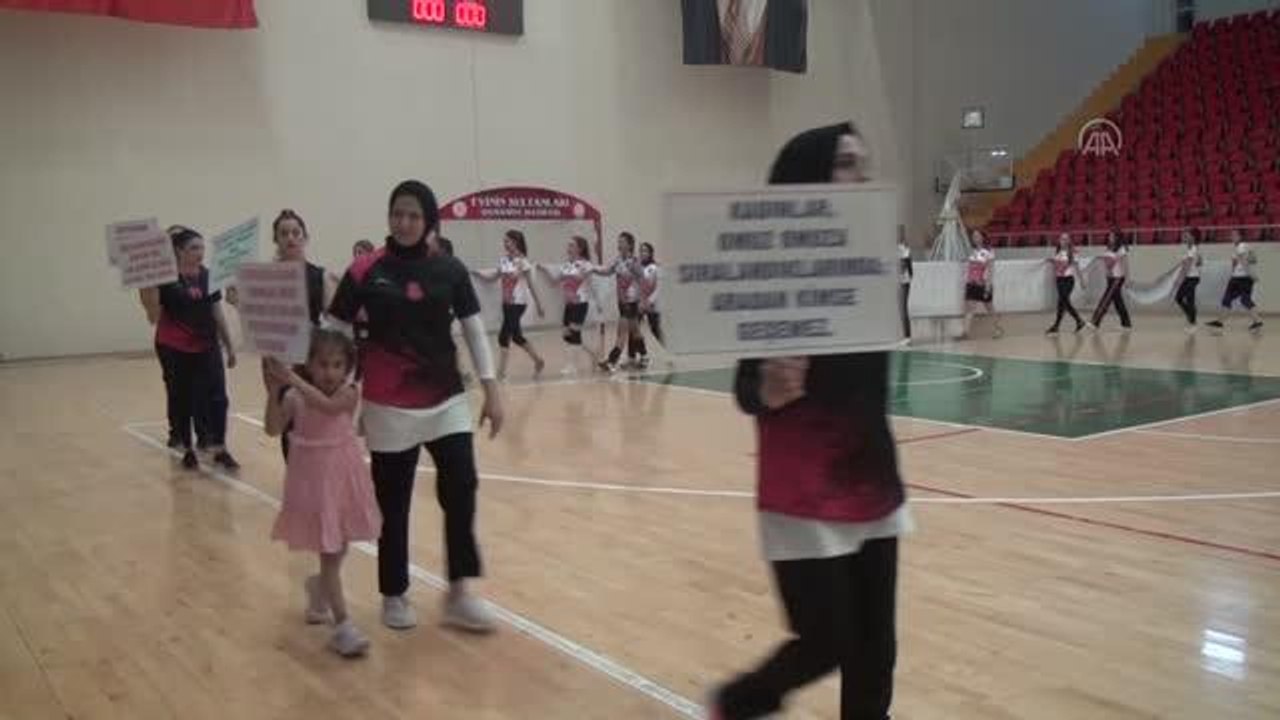 "Evinin Sultanları Bayan Voleybol Turnuvası" sona erdi