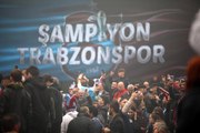 TRABZON'A 'ŞAMPİYONLUK' GÖÇÜ; MAÇ ÖNCESİ BÜYÜK COŞKU