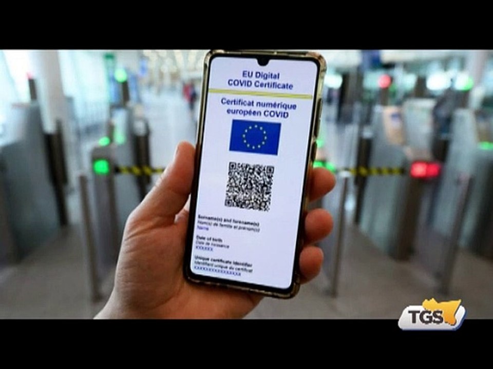 Covid, dal primo maggio il green pass va in soffitta