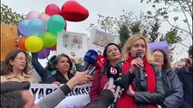 Kadın örgütlerinden Gezi Davası’nda tutuklanalar için Bakırköy Cezaevi önünde eylem