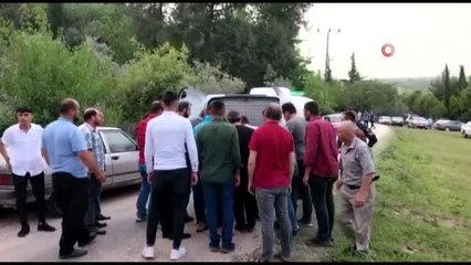 Öldürülen anne ve oğlu yan yana toprağa verildi