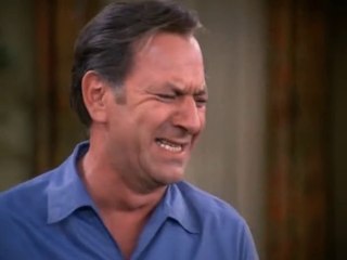 The Odd Couple - Felix admits ratting on  Oscar to the IRS