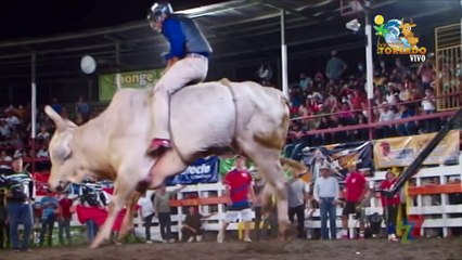 Monta El Mafia - Sábado 30 Abril 2022