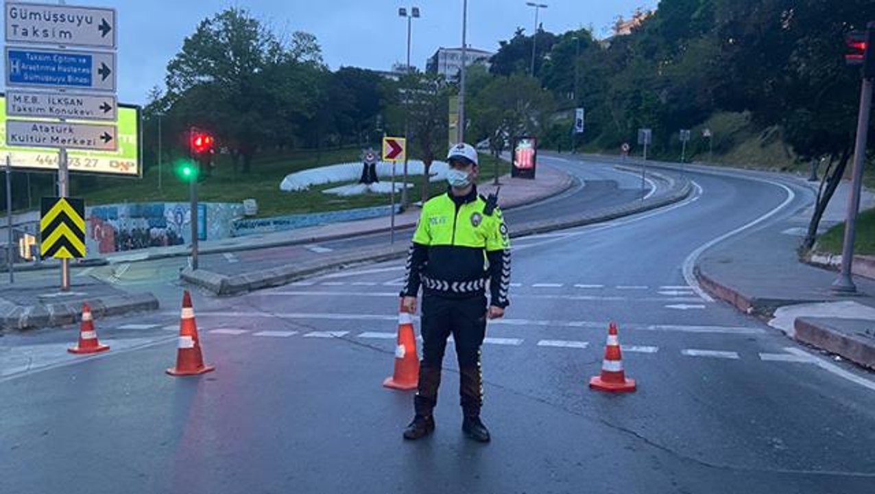 Yola çıkacaklar dikkat! İşte İstanbul'da 1 Mayıs nedeniyle kapatılan yollar ve alternatif güzergahlar