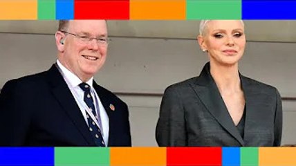 Charlene de Monaco  sourire triste et look masculin pour sa première sortie officielle depuis son r