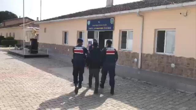 İzmir'de Terör Örgütü Propagandasına 13 Gözaltı