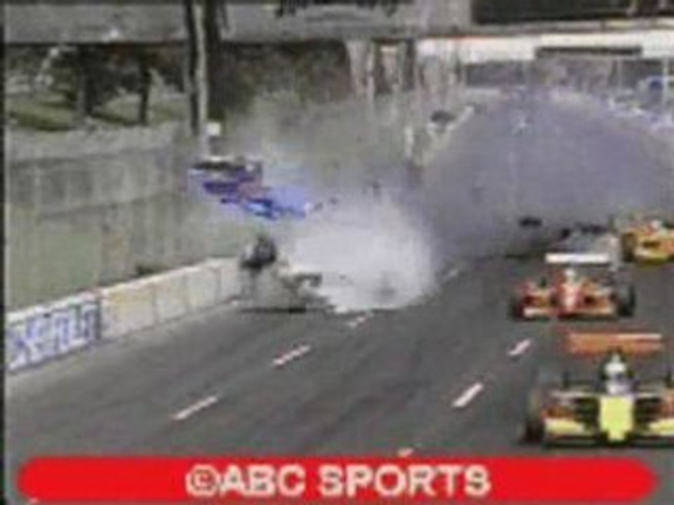 Autosf1crashsmall
