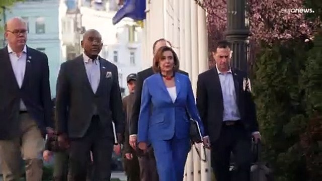 Nancy Pelosi agradece a los ucranianos su lucha por la libertad en una visita sorpresa a Kiev