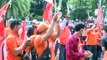 Bersyukur! Polda Metro Jaya Bagikan Sembako Kepada Peserta Demo Buruh