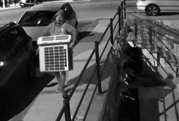 Rahat tavırlarıyla pes dedirten hırsız çaldığı malları sattığı yere ikinci kez gidince yakalandı