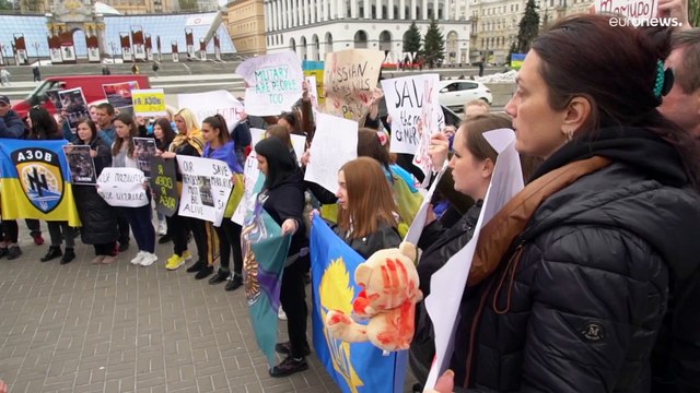 Две группы мирных жителей покинули Азовсталь