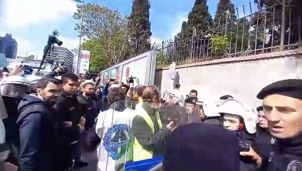 Kendisine vuran polise isyan etti