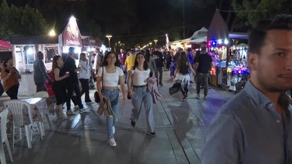 Antalya'da Ramazan Etkinliklerinin Son Akşamında Göksel Konseri