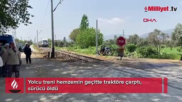 Yolcu treni hemzemin geçitte traktöre çarptı, sürücü öldü