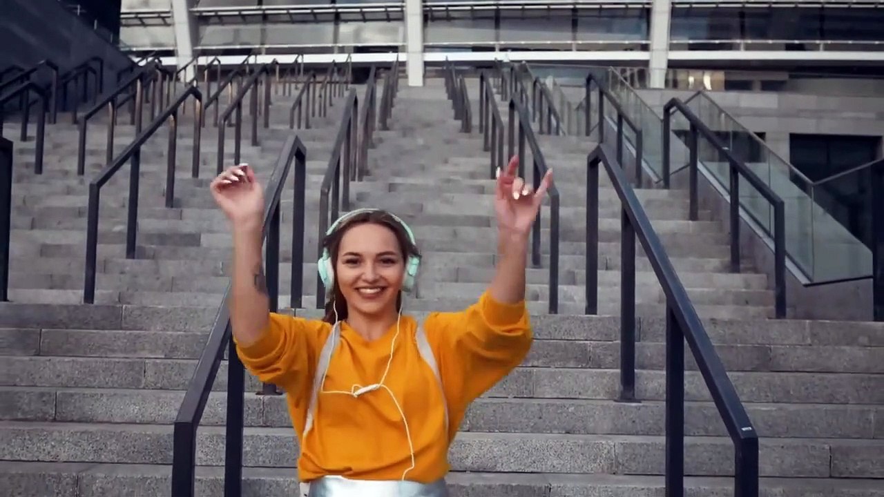 62) Still not Rite. Black And White Life. Dance and electro. Funky