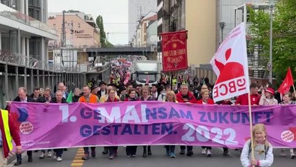 Almanya'da 1 Mayıs Emek ve Dayanışma Günü'nde gösteriler yapıldı