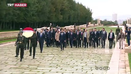 TRT yönetimi Anıtkabir'i ziyaret etti