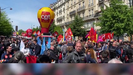 Premier-mai social et pour l'Ukraine : d'Istanbul à Paris, des heurts ont émaillé les manifestations
