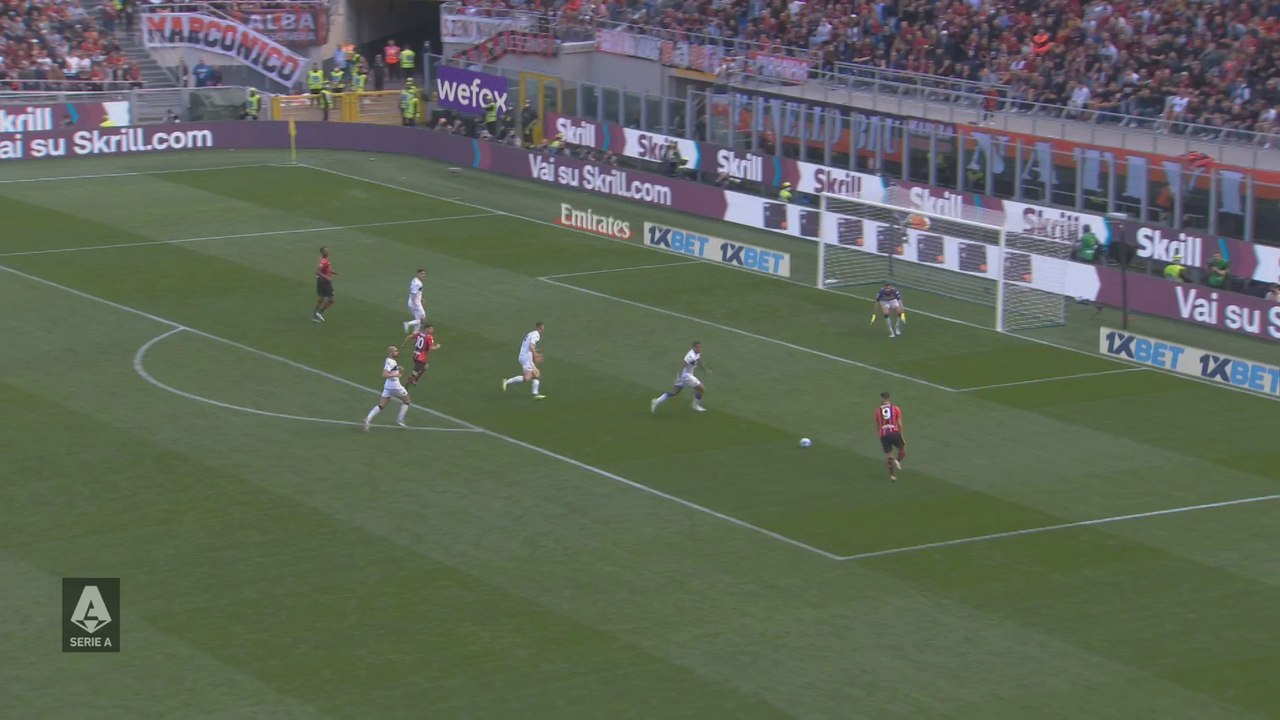 AC Milan v Fiorentina