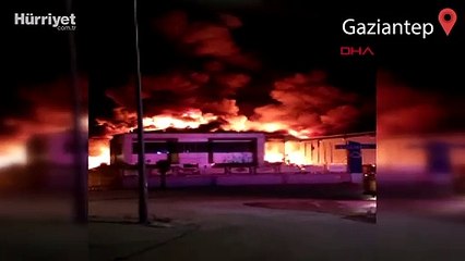 Gaziantep'te geri dönüşüm fabrikasında yangın