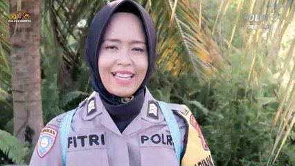Proses Pembuatan Ketupat Untuk Hidangan Lebaran  Brigpol Fitriani Maisyarah