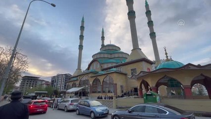 Ramazan Bayramı namazı kılındı