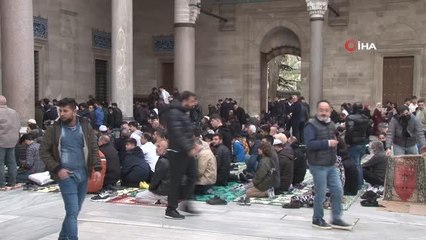 Tải video: Diyanet İşleri Başkanı Erbaş, bayram namazında İngilizce hutbe okudu