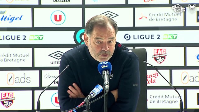 J36 Ligue 2 BKT : La réaction de Stéphane Moulin après EA Guingamp 2-1 SMCaen
