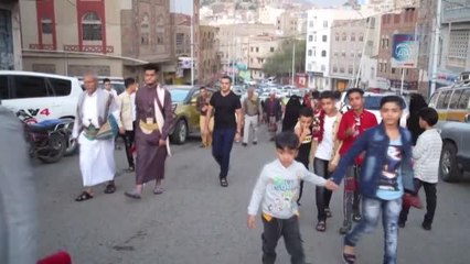 Yemen'de Ramazan Bayramı namazı