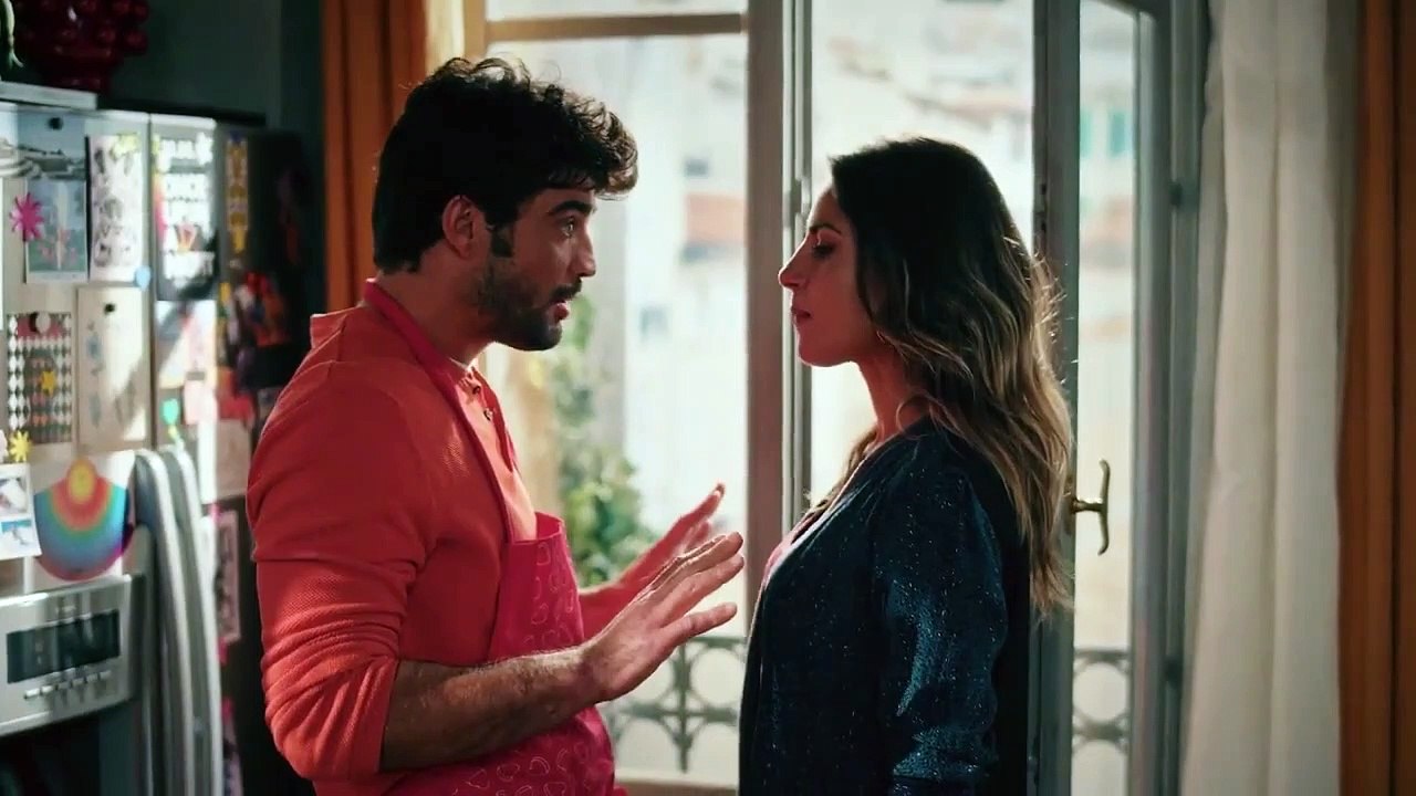 Plus belle la vie : [Indiscrétion] - Romain trouve Sylvia parfaite