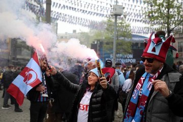 TRABZON'A 'ŞAMPİYONLUK GÖÇÜ? İLE TURİZMCİLER VE ESNAFIN YÜZÜ GÜLDÜ